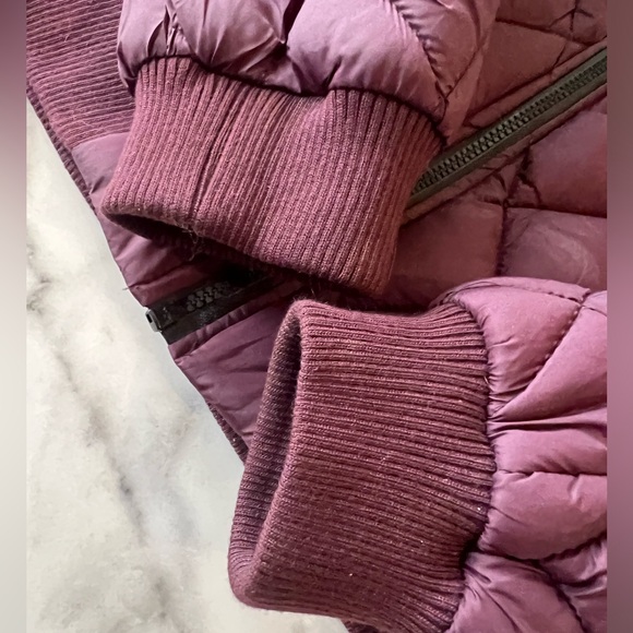 Women's a.n.a Lightweight Zip-up Bomber Jacket. Size: Medium. Color: Merlot - Picture 7 of 12